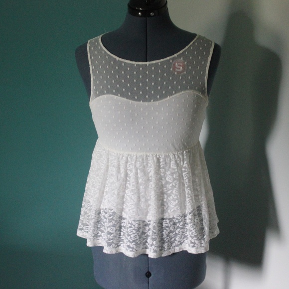 Forever 21 Cute Lace Tank Top - Picture 5 of 6